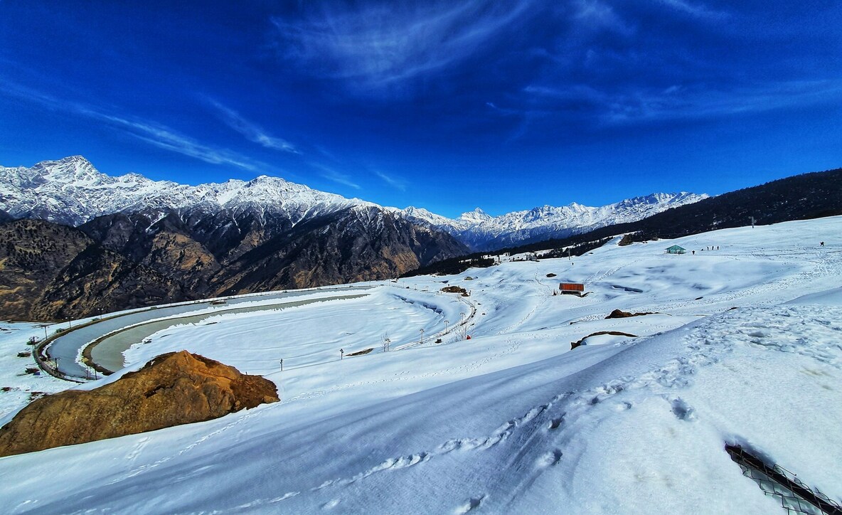 whare is snowfall in Uttakhand, coldest place in Uttarakhand, snowfall places near Dehradun, 
